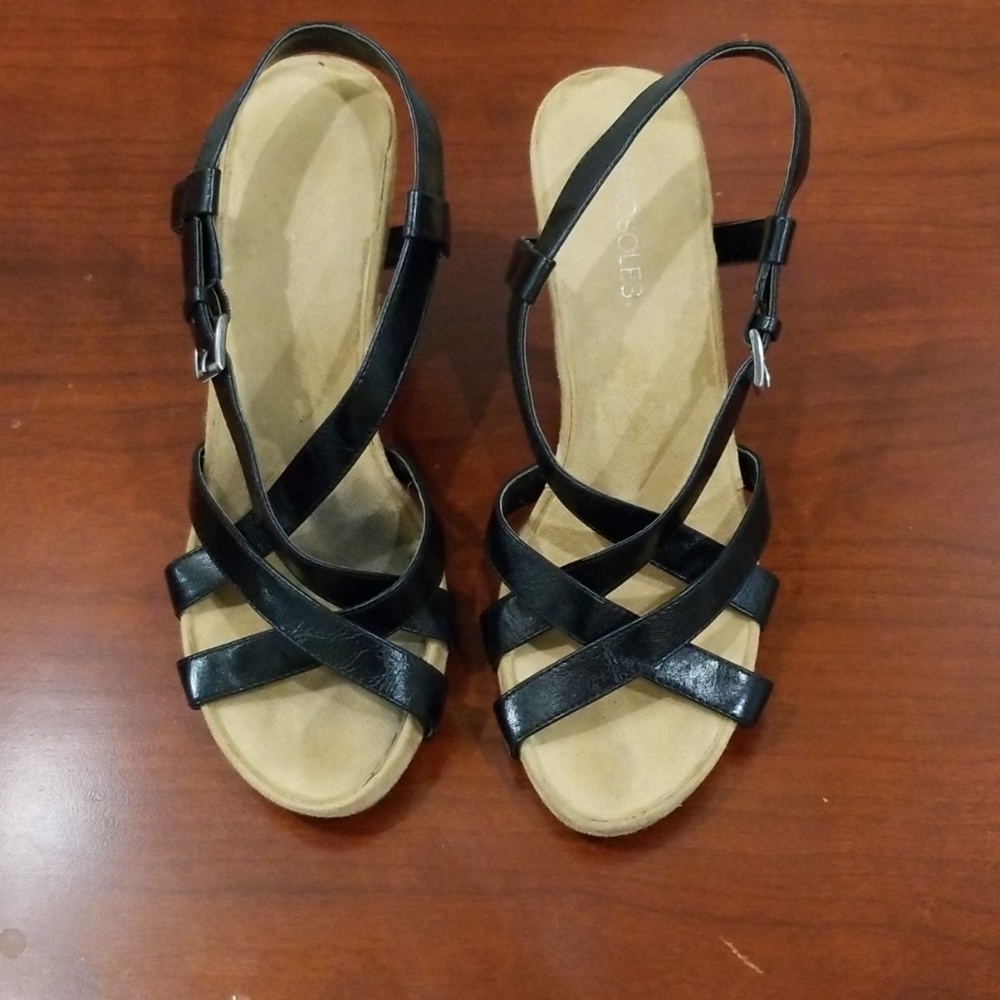 Aerosoles women's black and tan wedge heel sandals